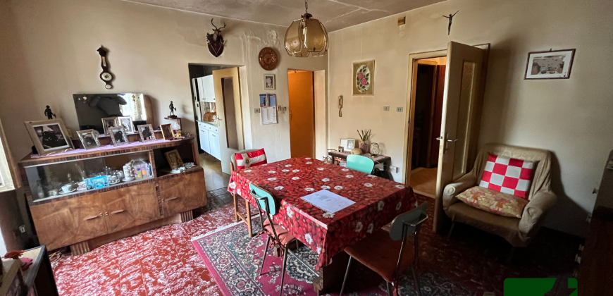 AMPIA PORZIONE DI CASA DA RISTRUTTURARE