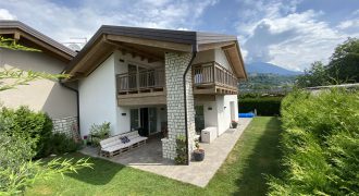 VILLA SEMINDIPENDENTE DI RECENTE COSTRUZIONE