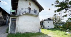 PORZIONE DI CASA CON GIARDINO