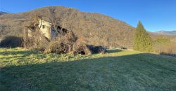 CASA SINGOLA DA RISTRUTTURARE CON GIARDINO