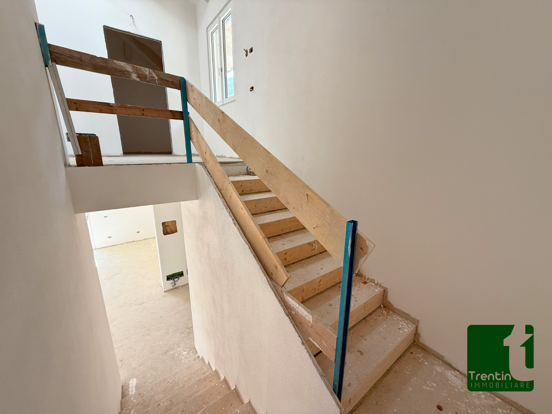 NUOVA VILLA SINGOLA NUOVA VILLA SINGOLA