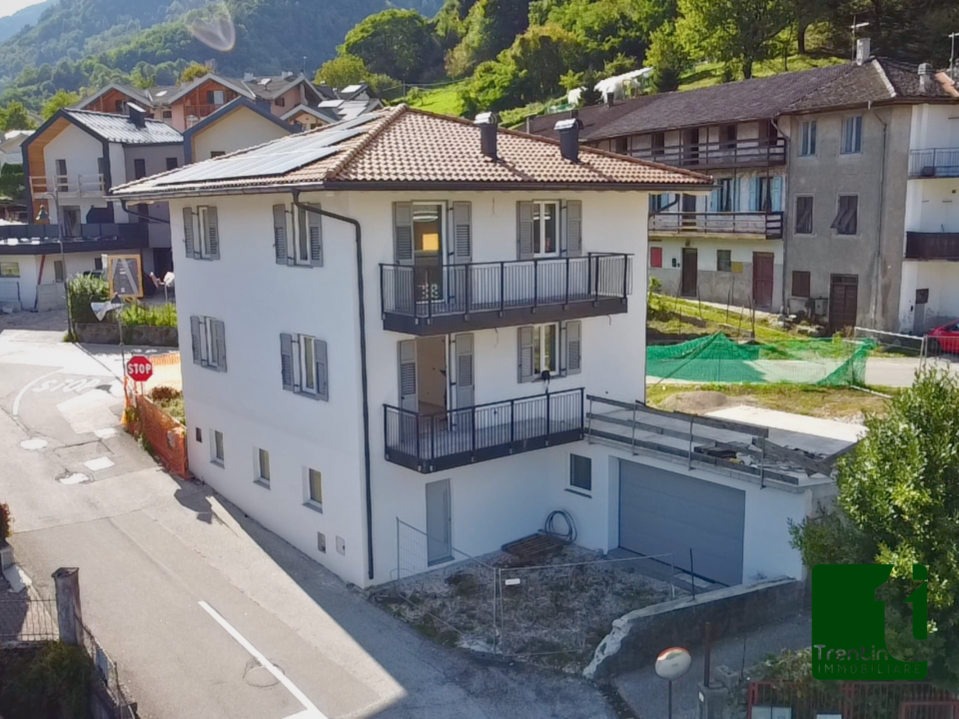 NUOVA VILLA SINGOLA NUOVA VILLA SINGOLA