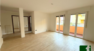 SPAZIOSO DUE STANZE CON GARAGE