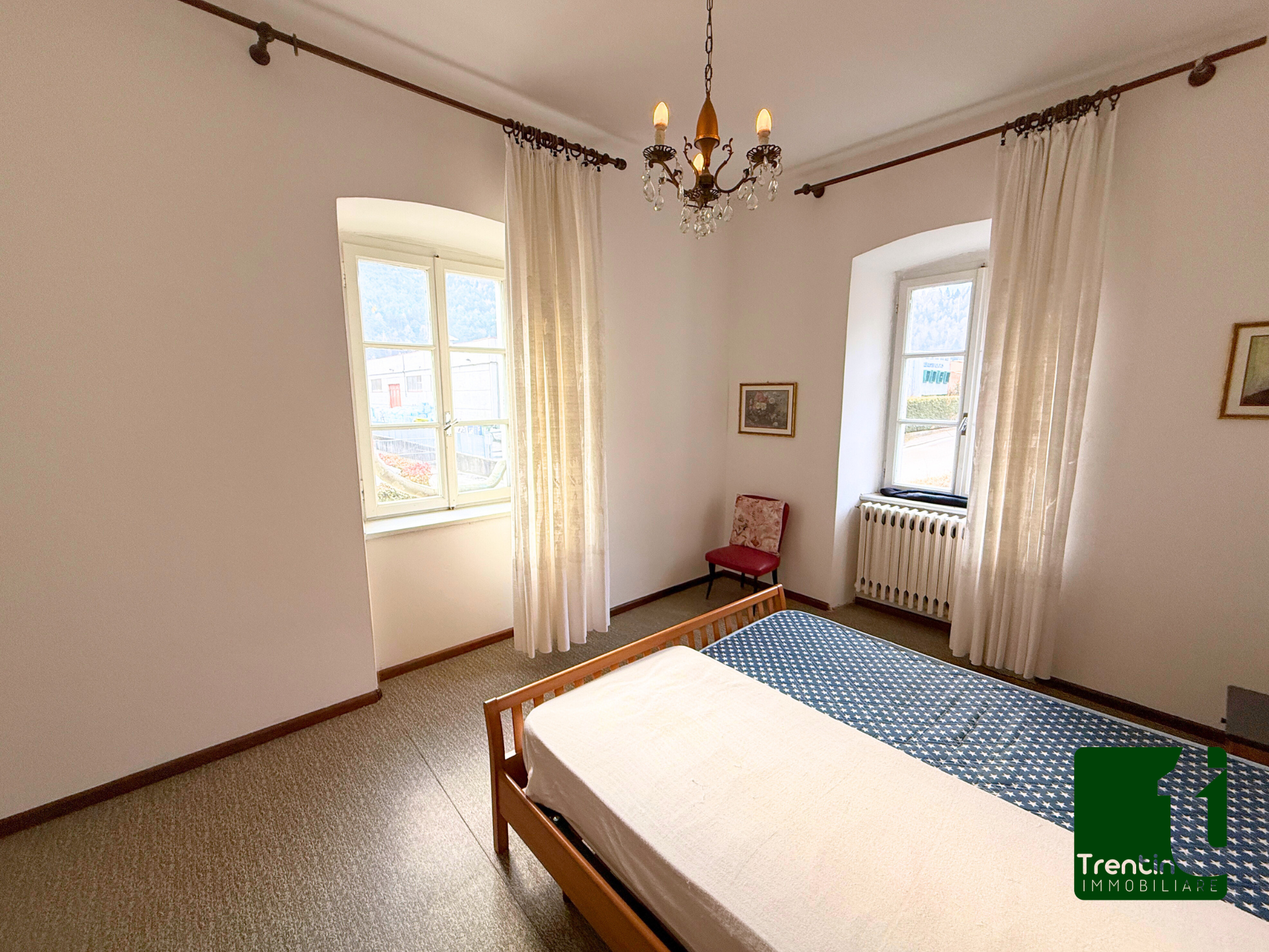 PORZIONE DI CASA DA RISTRUTTURARE