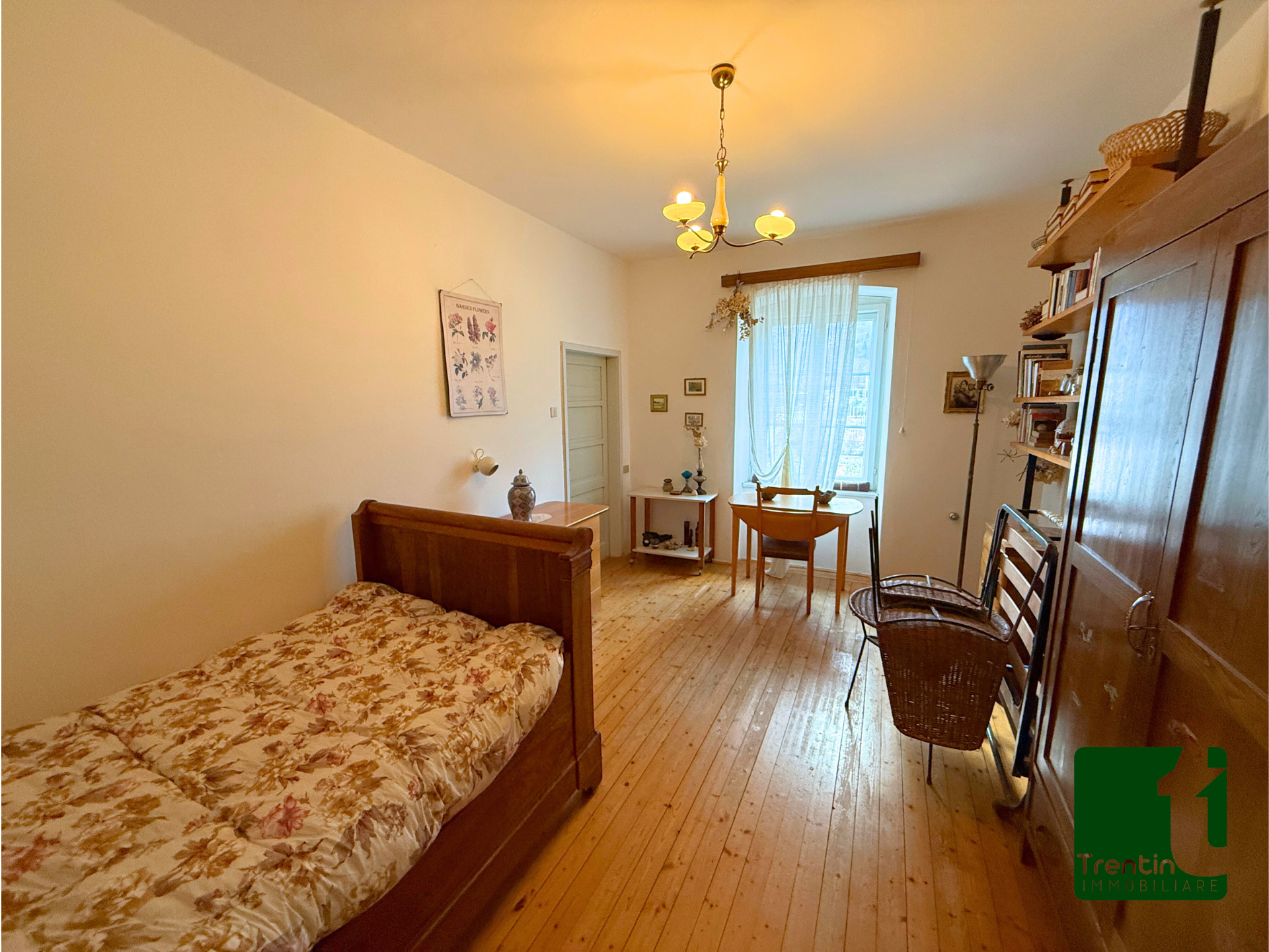 PORZIONE DI CASA DA RISTRUTTURARE