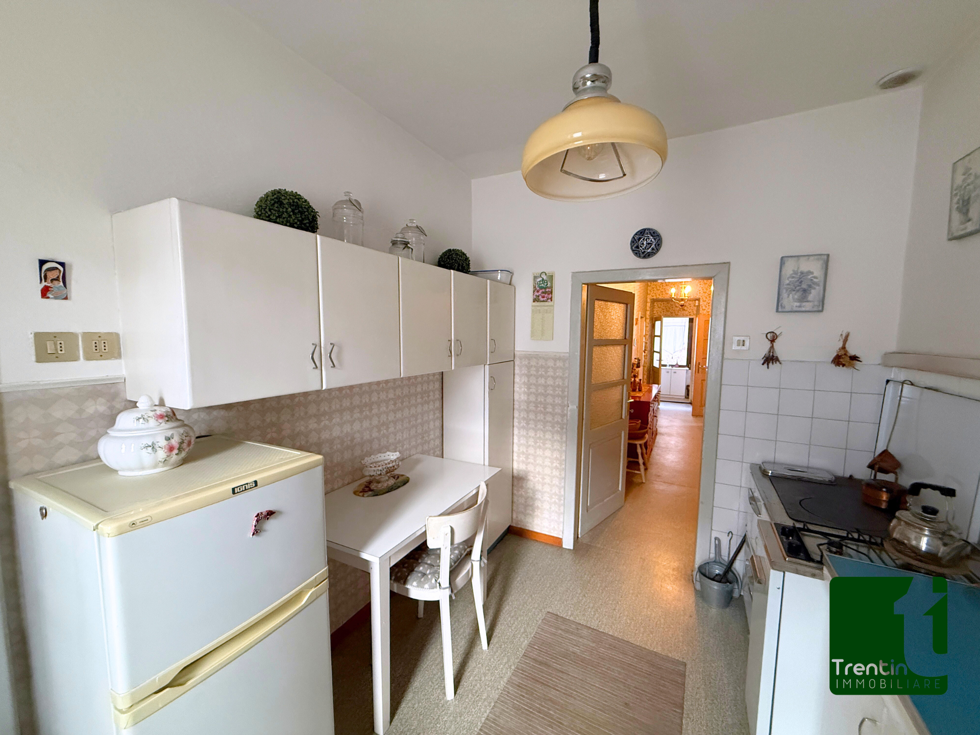 PORZIONE DI CASA DA RISTRUTTURARE