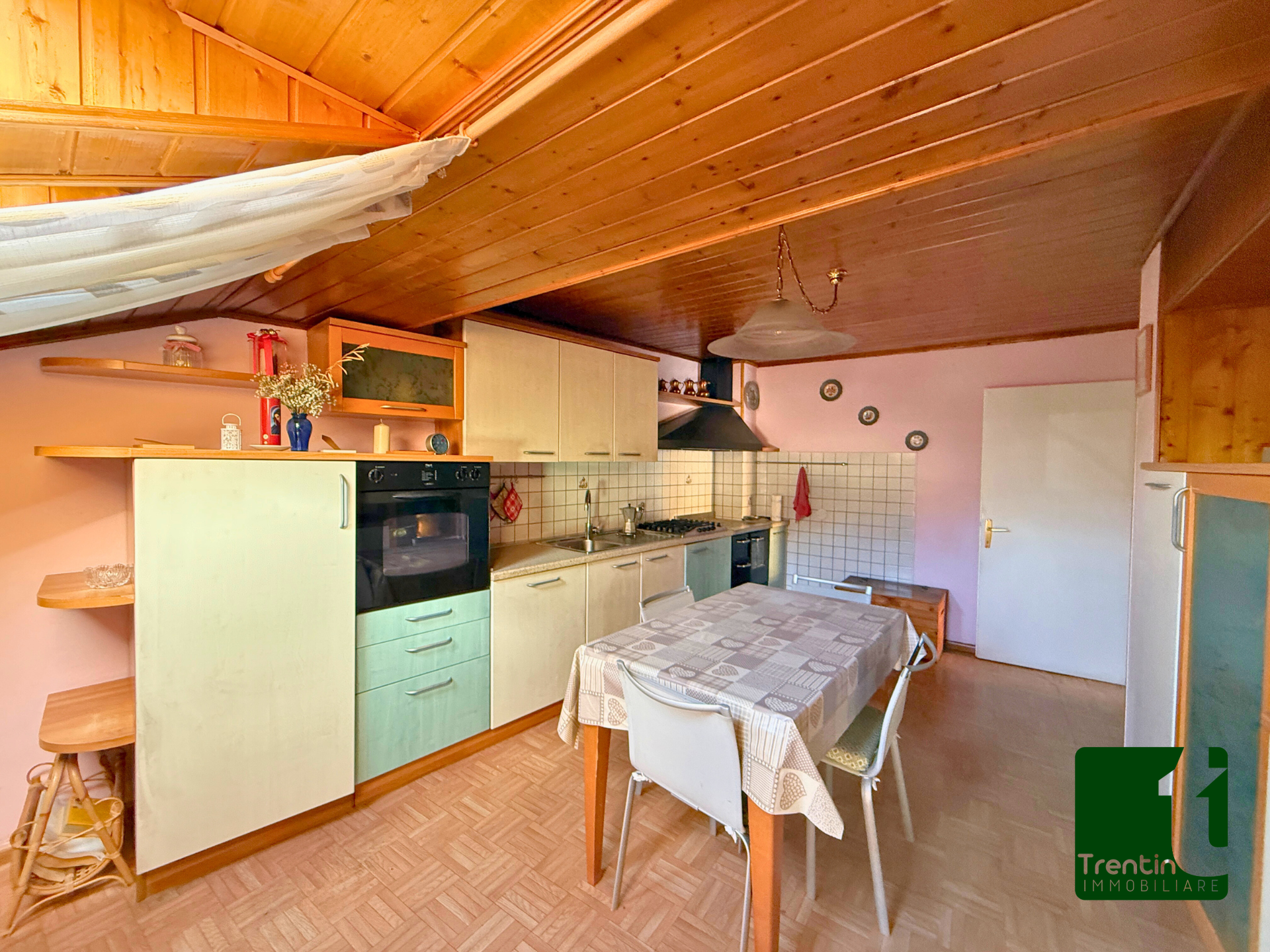 MINIAPPARTAMENTO AD ULTIMO PIANO