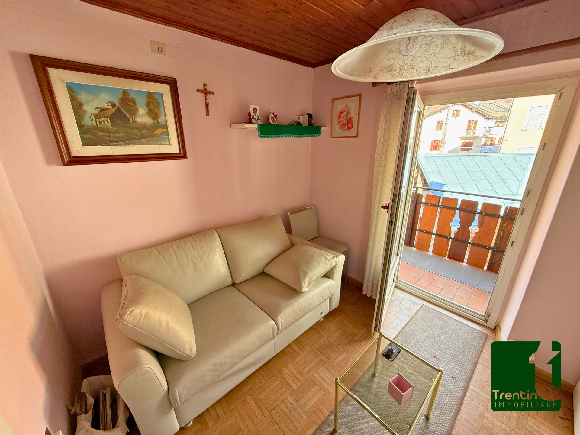 MINIAPPARTAMENTO AD ULTIMO PIANO