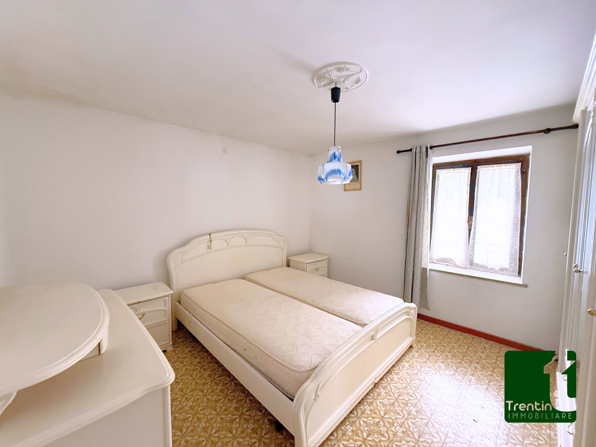 MINIAPPARTAMENTO DA RISTRUTTURARE