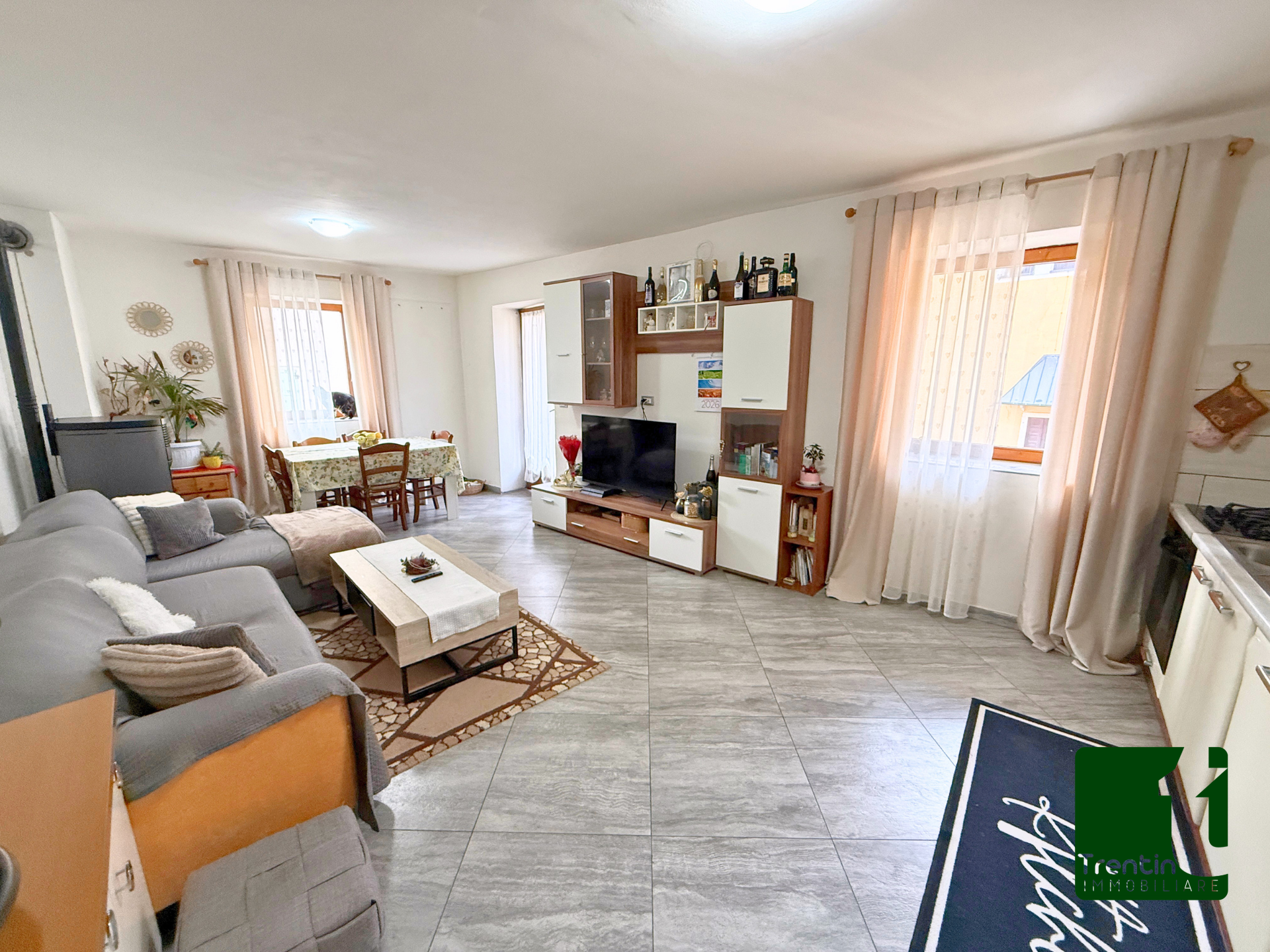 RECENTE TRE STANZE RISTRUTTURATO