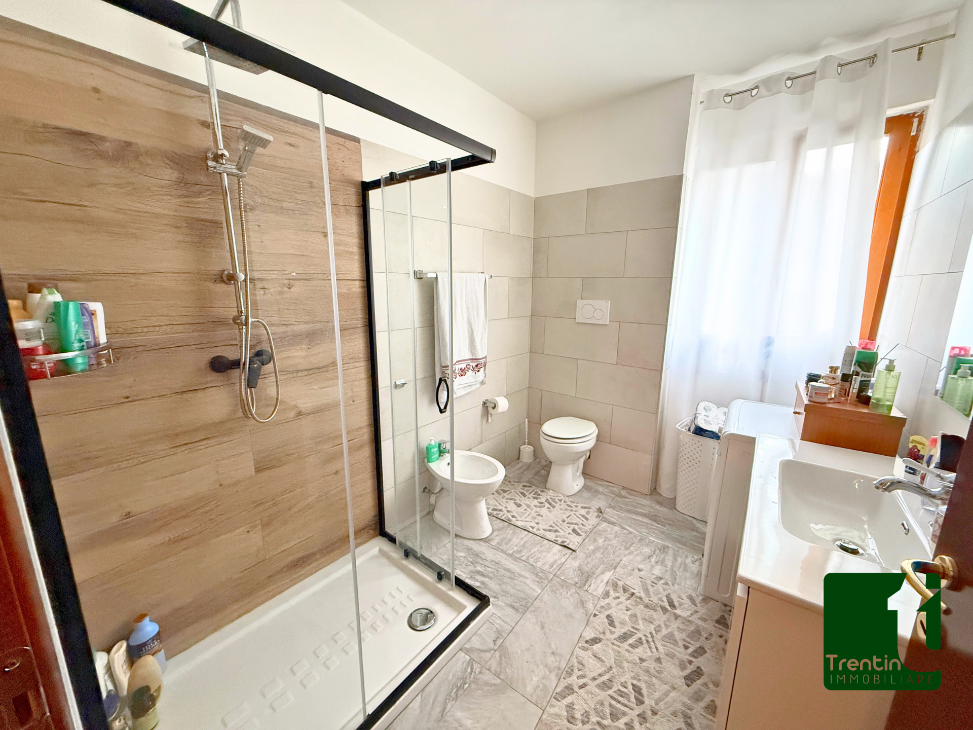 TRE STANZE ULTIMO PIANO RISTRUTTURATO