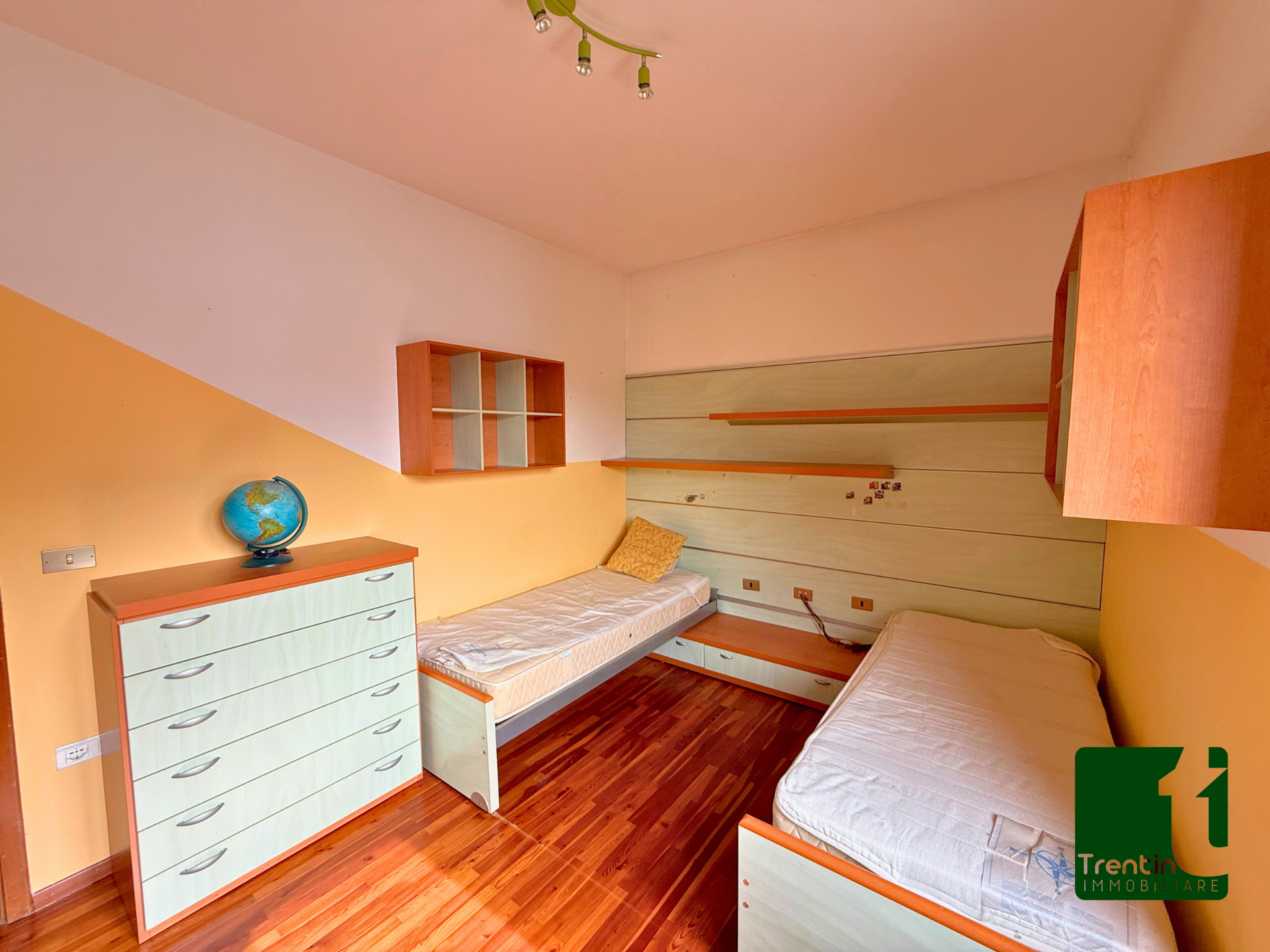 SPAZIOSO TRE STANZE CON BALCONE