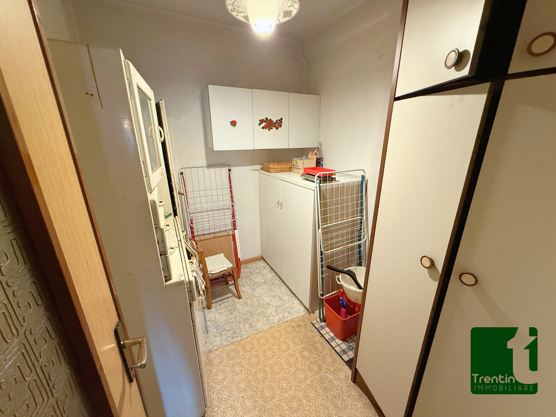 DUE STANZE CON PERTINENZE