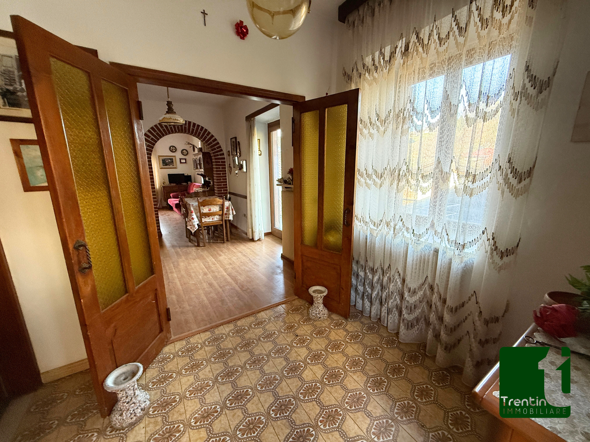 PORZIONE DI CASA IN CENTRO CON GARAGE