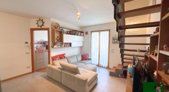RECENTE DUPLEX TRE STANZE