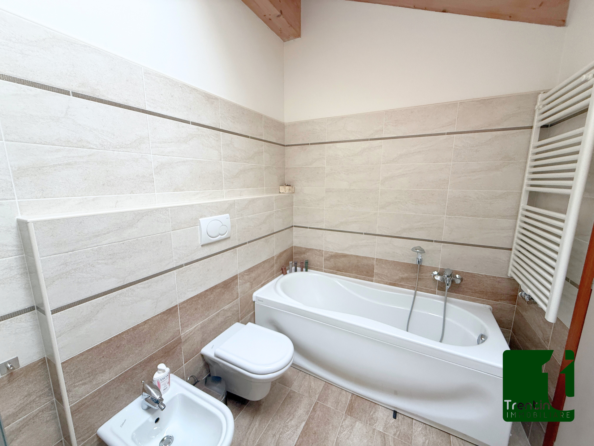 RECENTE DUPLEX TRE STANZE