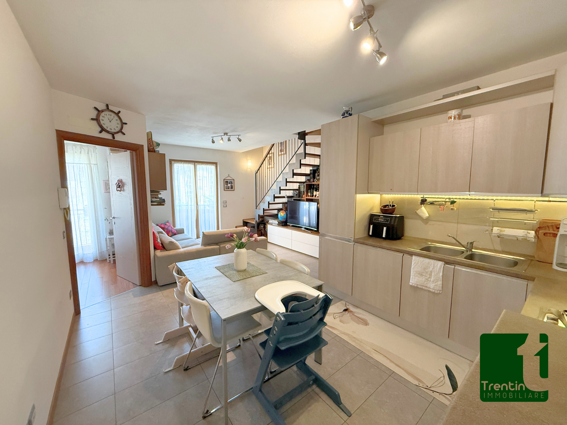 RECENTE DUPLEX TRE STANZE