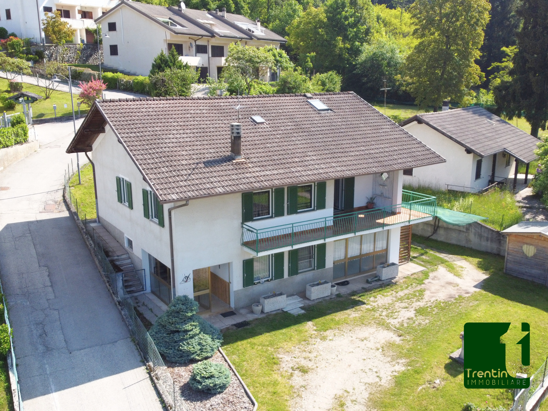 PANORAMICA CASA SINGOLA/BIFAMILIARE CON GIARDINO