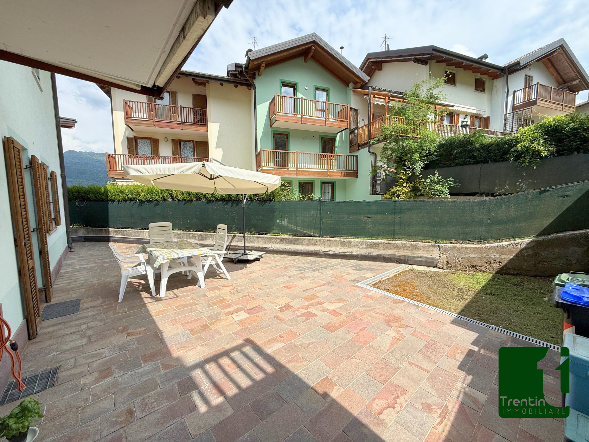 RECENTE TRE STANZE CON GIARDINO E GARAGE