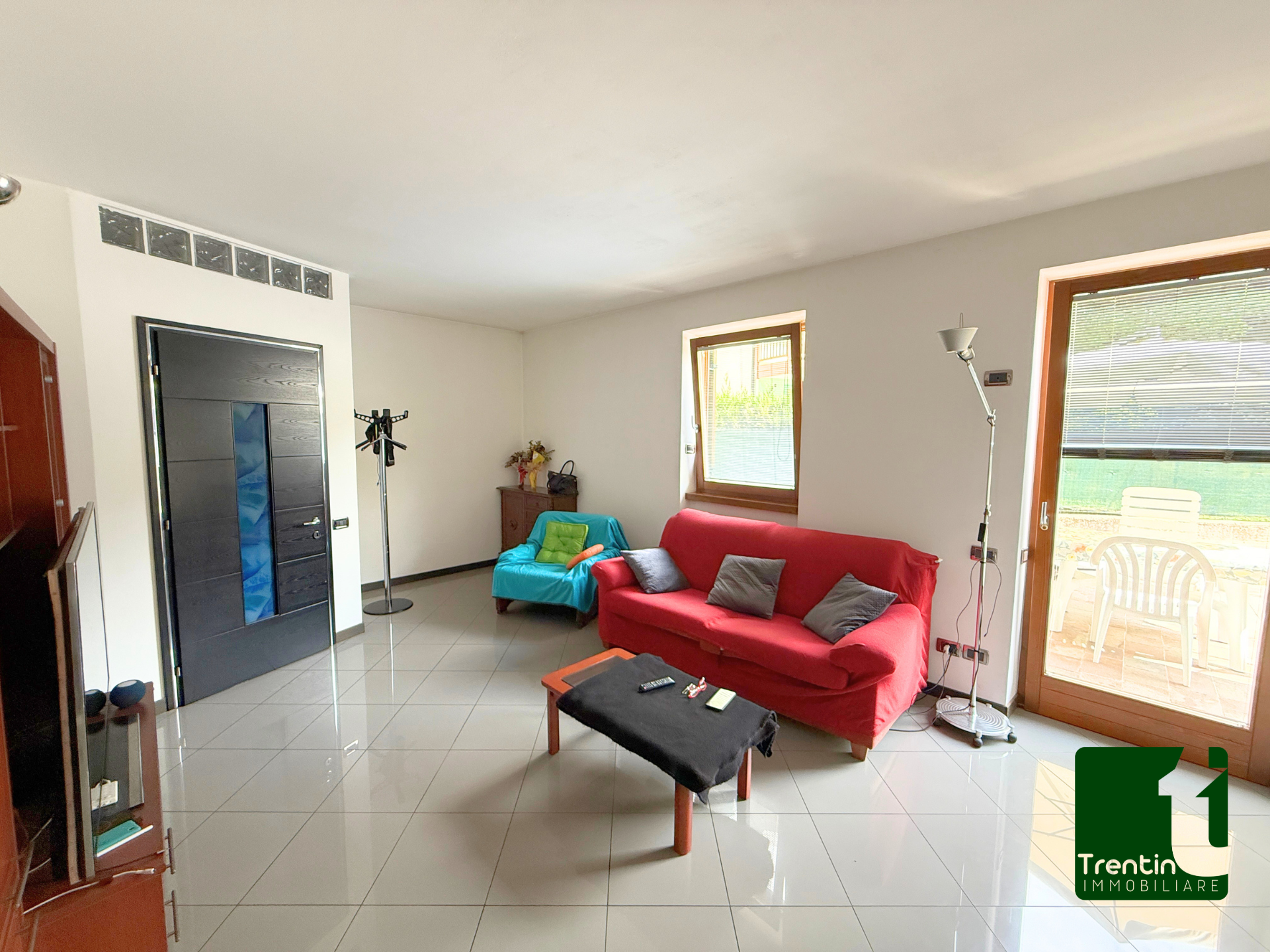 RECENTE TRE STANZE CON GIARDINO E GARAGE