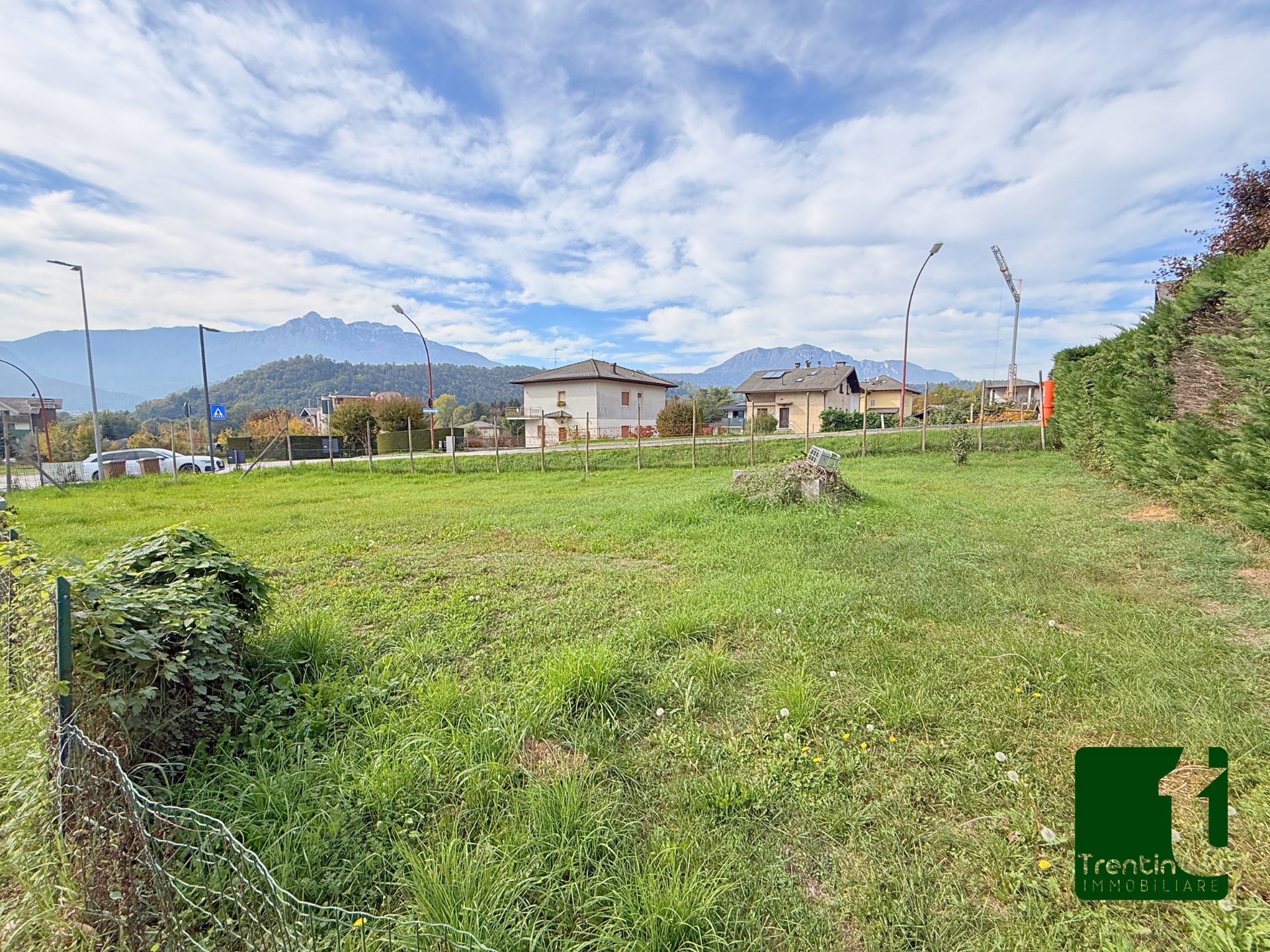 TERRENO EDIFICABILE A POCHI PASSI DAL LAGO